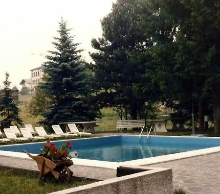 באסלגה די פינה Hotel Due Pini מראה חיצוני תמונה