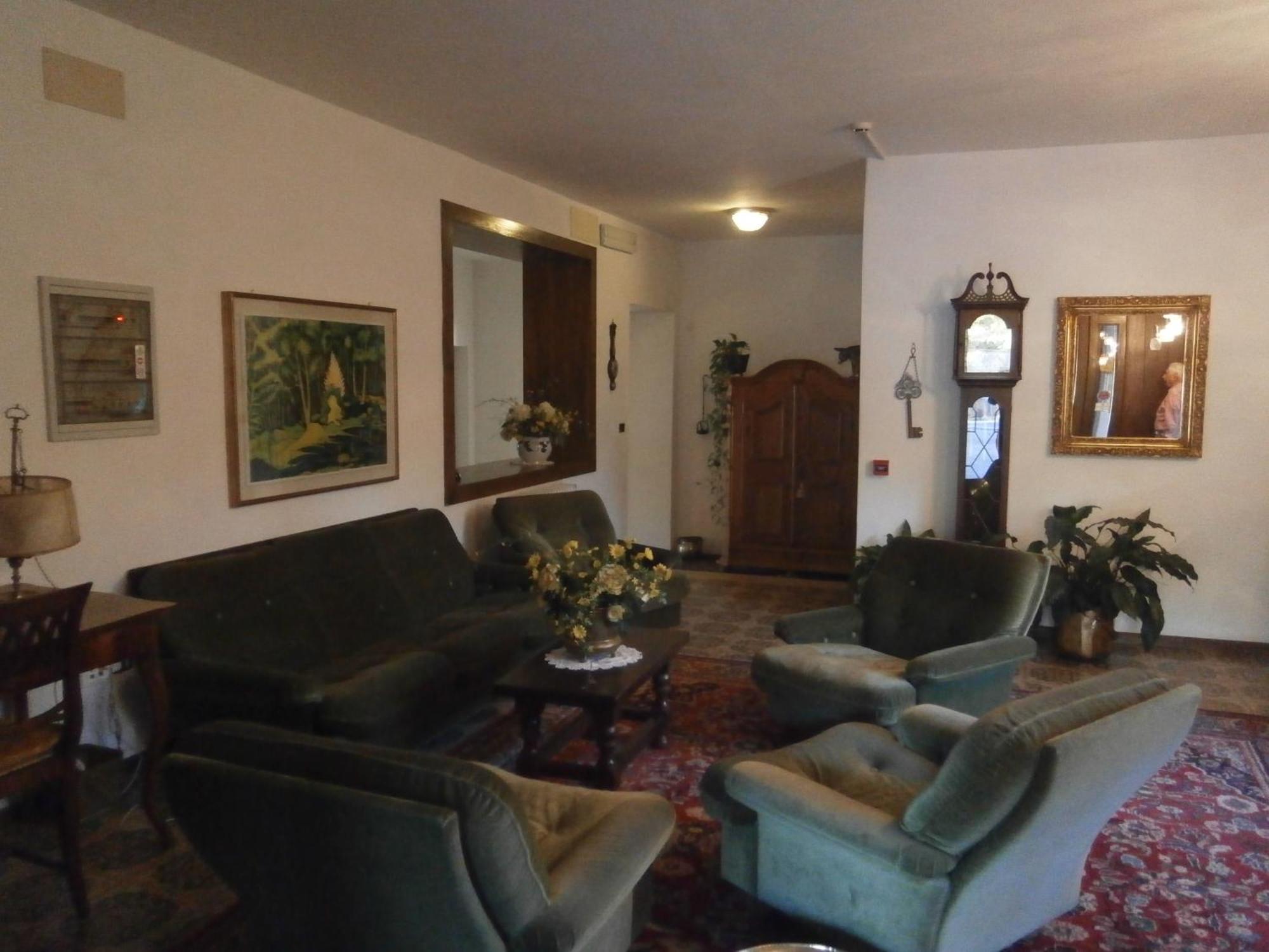 באסלגה די פינה Hotel Due Pini מראה חיצוני תמונה